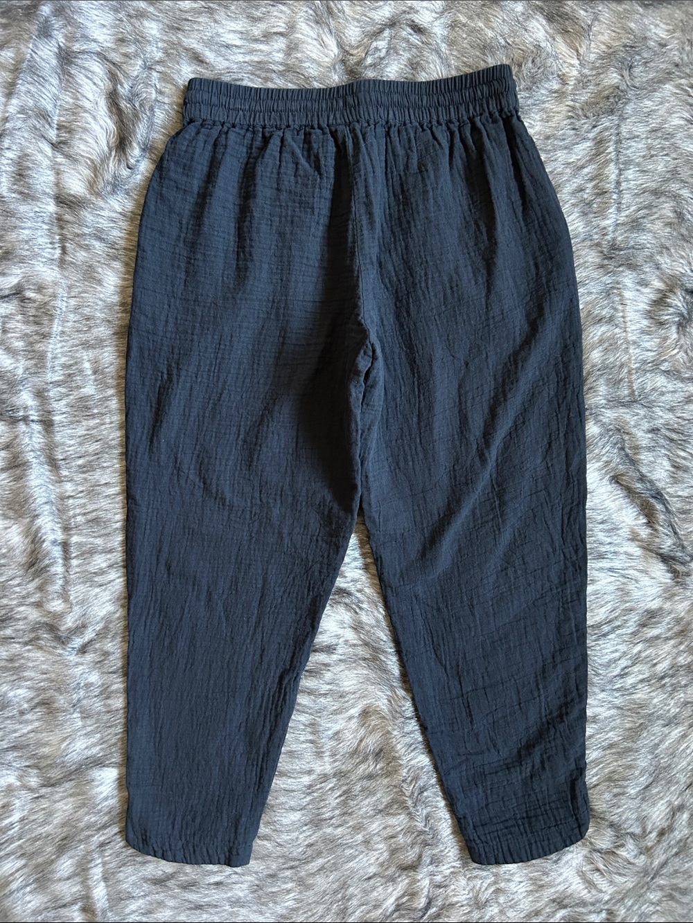 Pact Coastal Double Gauze Tapered Pull On Pant Black Lightweight Organic Cotton - Picture 4 of 9